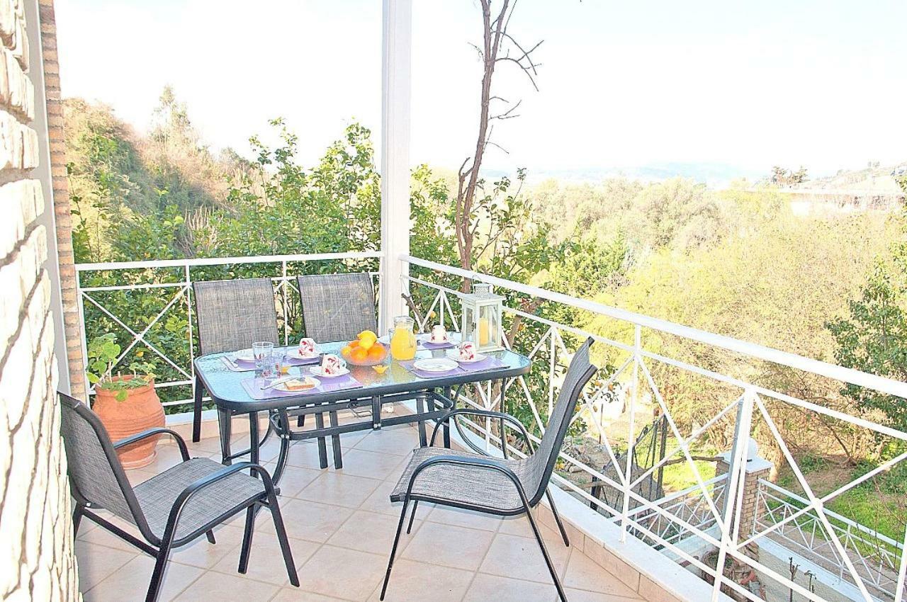Dorothea'S Villa Platanos  ภายนอก รูปภาพ