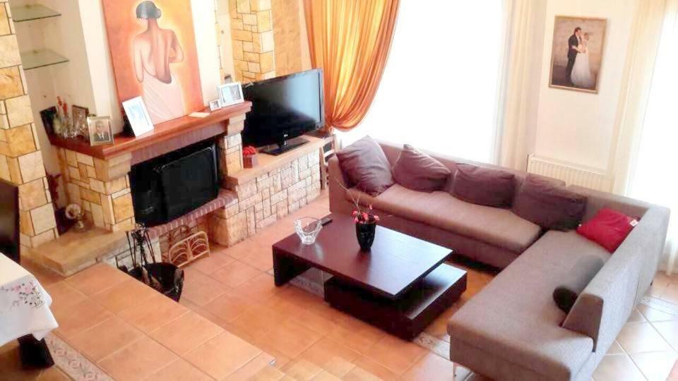Dorothea'S Villa Platanos  ภายนอก รูปภาพ