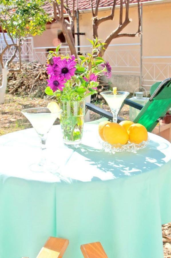 Dorothea'S Villa Platanos  ภายนอก รูปภาพ