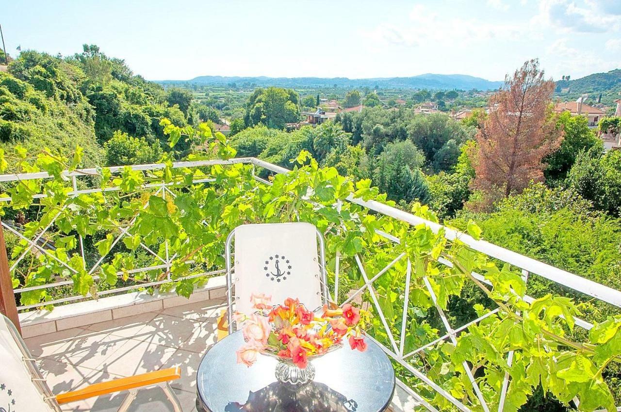 Dorothea'S Villa Platanos  ภายนอก รูปภาพ